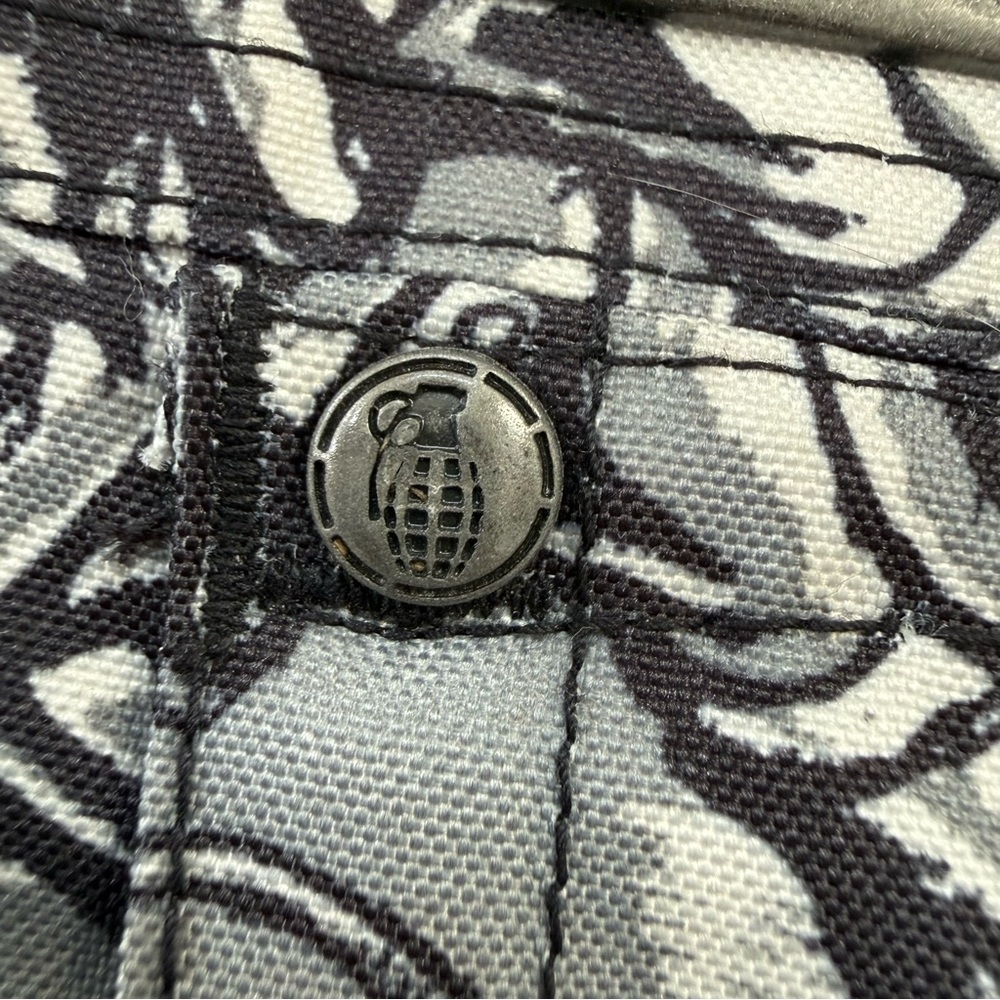 Grenade Fatigue Project AOP Hooded Full Zip Snowboard Jacket Mens Size S RARE - Picture 6 of 11